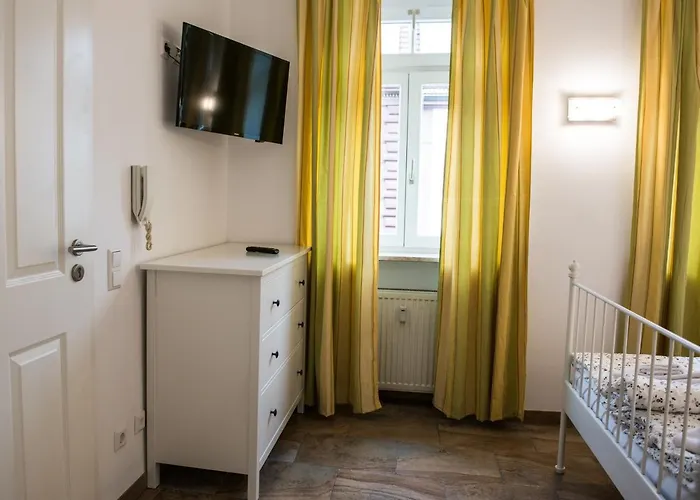 Hotel Schinderhannes 3*